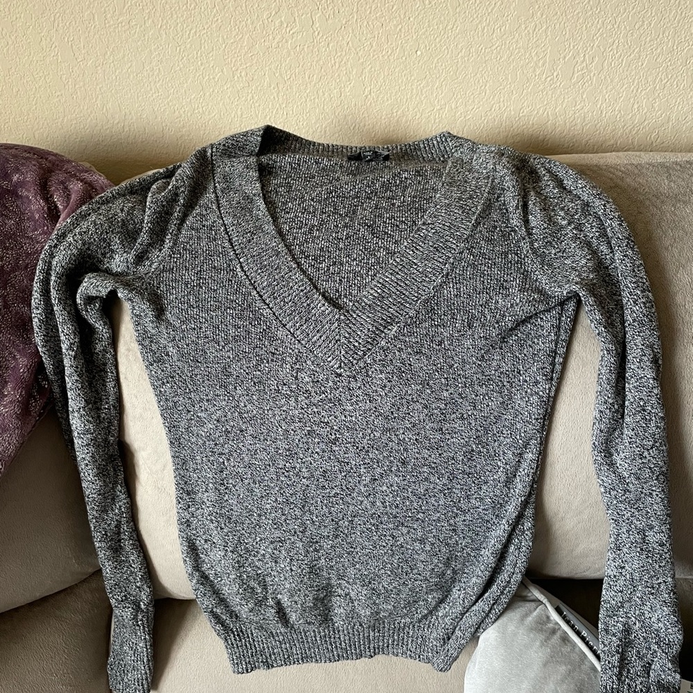 Womens Grey Express V-Neck Sweater